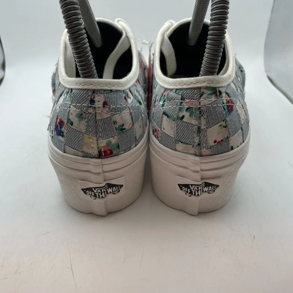 NWT! Vans checkered platform women’s sneakers size 5.5